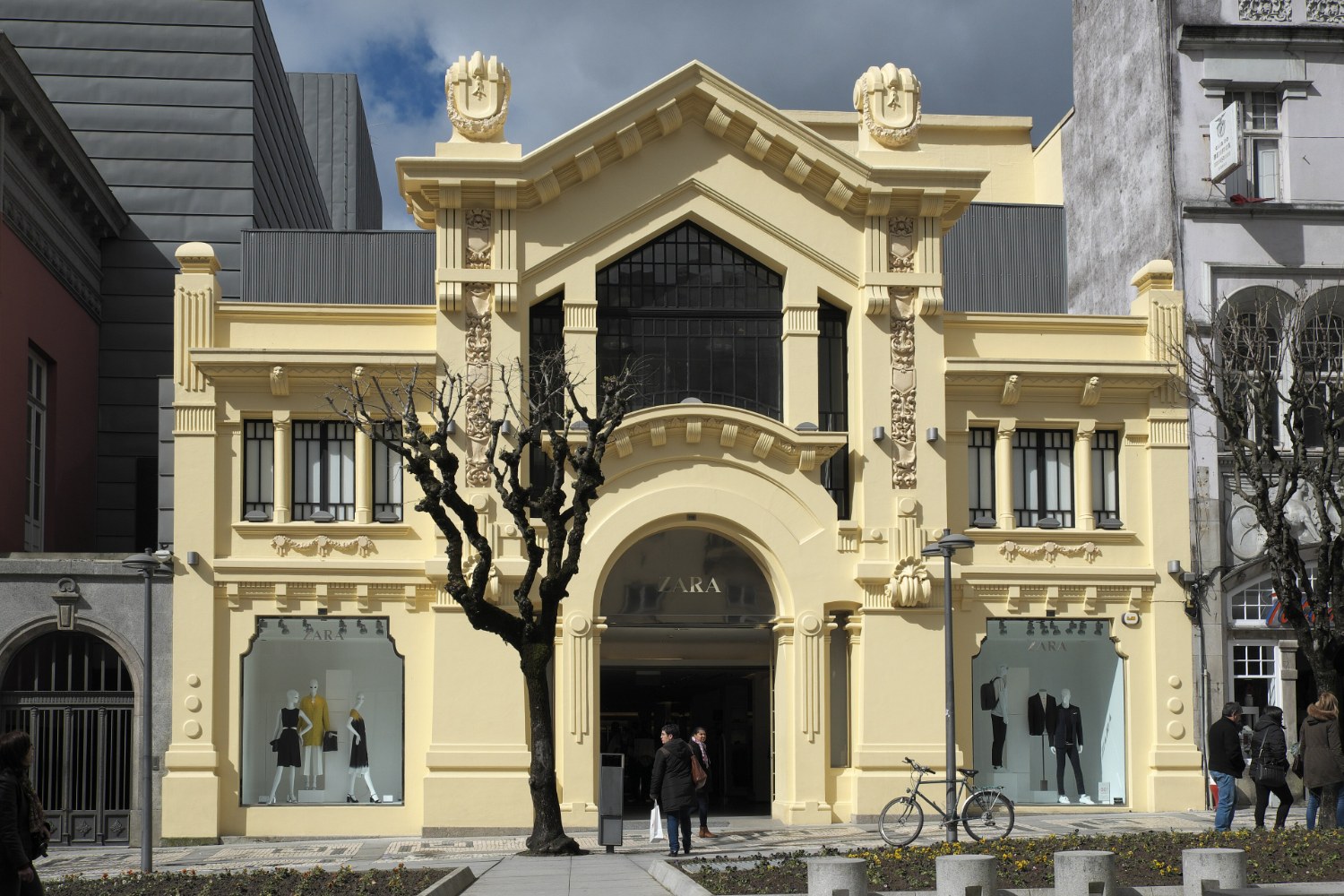 Prédios residenciais na Avenida da Liberdade em Braga